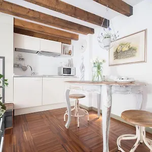 Romantic Loft Porta Venezia Milán